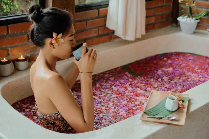 Bali: Ubud Traditional Balinese Massage Scrub Flowerbath
