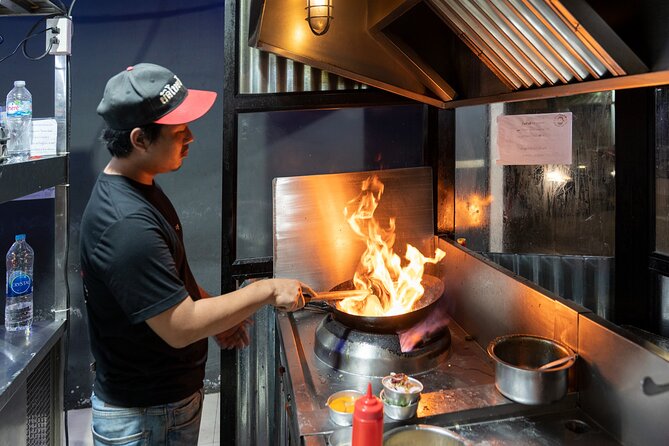 Bangkok: Michelin Street Eats by Tuk-Tuk Guided Food Tour