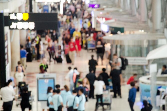 Bangkok Suvannabhumi Airport : Fasttrack Immigration Service Pass