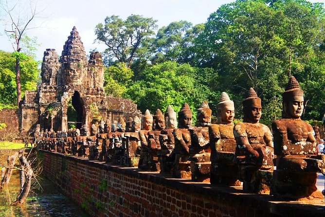 Bangkok to Angkor Wat 2 Days 1 Night Tour Go by Flight and Take Car Back - Itinerary and Inclusions