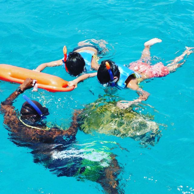 Barbados: Catamaran Tour With Snorkeling and Lunch
