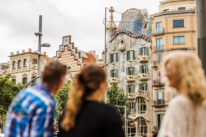 Barcelona Private Tours With Locals: 100% Personalized, See the City Unscripted