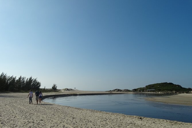 BEACH TOUR GAROPABA – ESSENTIAL – Discover the Most Beautiful BEACHes in GAROPABA