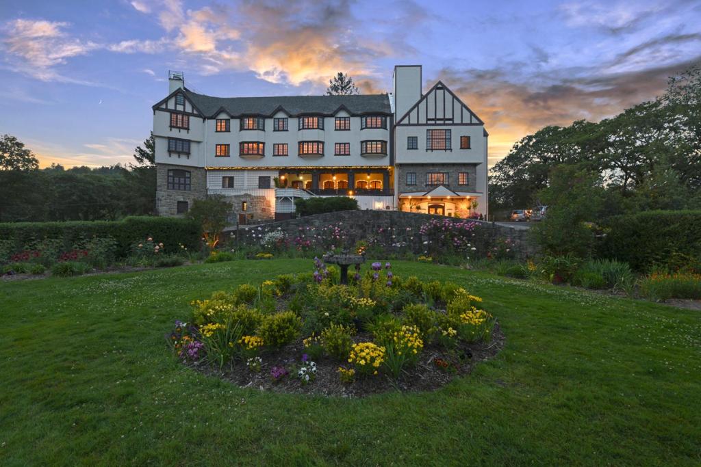 Benbow Historic Inn Review