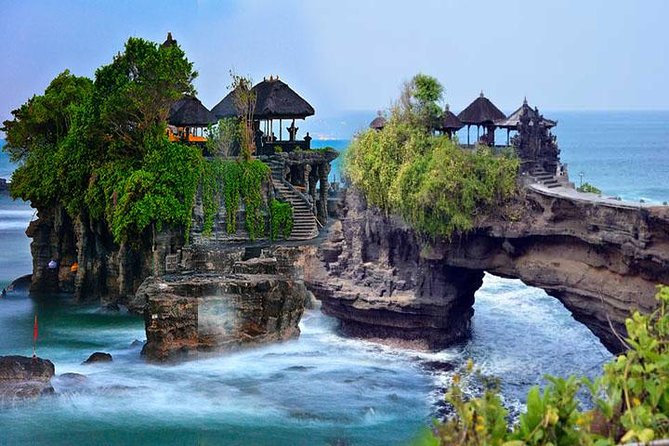 Best Bali Things To Do With Waterfall Tree Top and Tanah Lot Temple