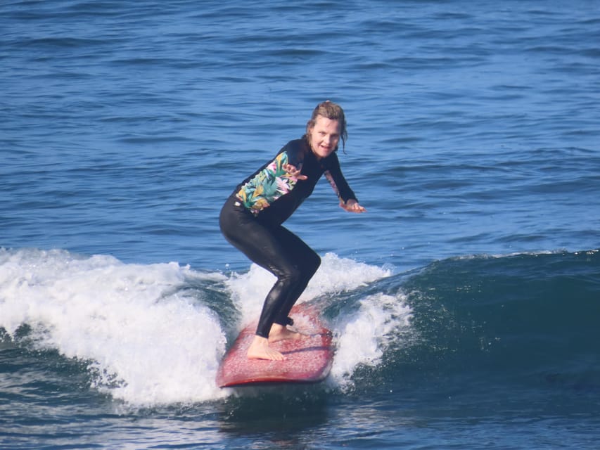 Best Surf Lesson Around Uluwatu With Curly