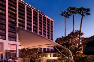 Beverly Hills Marriott - Accommodation Offerings