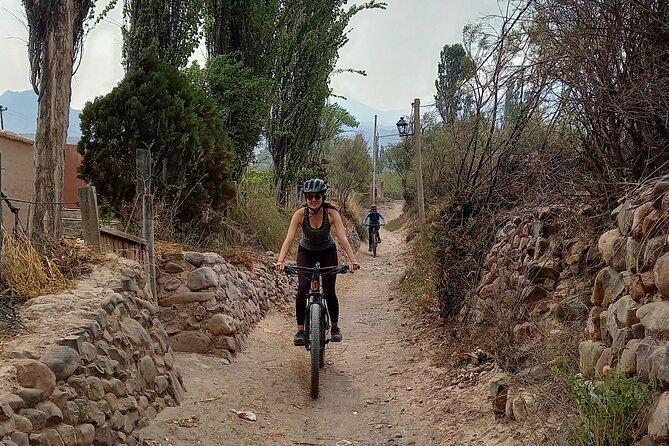 Bike Adventure Through Juella With Lunch