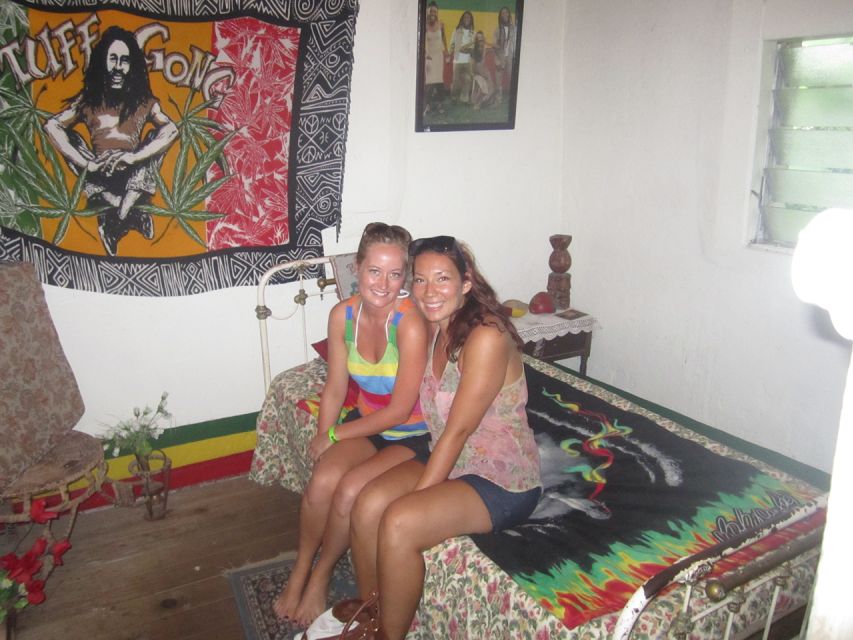 Bob Marley Mausoleum & Dunn’s River Falls Private Tour