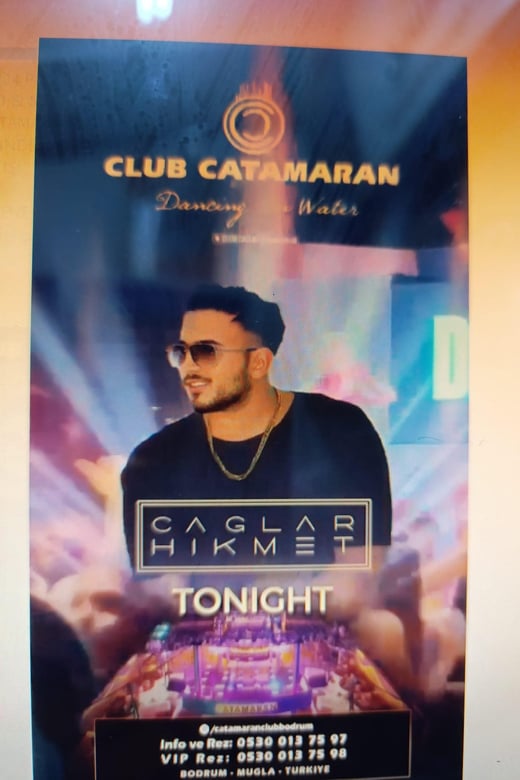 Bodrum: Catamaran Night Club Entry - Dance on the Water