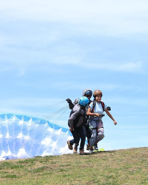 Bogota: Paragliding Activity in Guatavita With Transfers