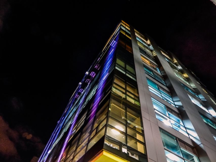 Bogotá: Private Guided Night Tour With Drink - Tour Overview