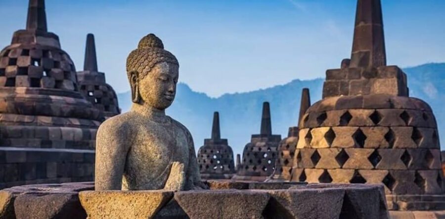 Borobudur, Mendut, Pawon & Prambanan Temple Tour.