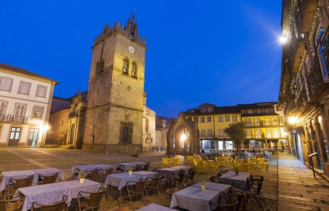 Braga & Guimarães Tour - Historical Castle, Palace, Cathedral and Lunch Included - Bragas Spiritual Heritage
