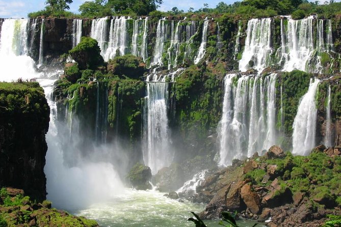 Brazilian Side of Iguassu Falls and Itaipu Dam Full-Day Sightseeing Tour From Puerto Iguazú