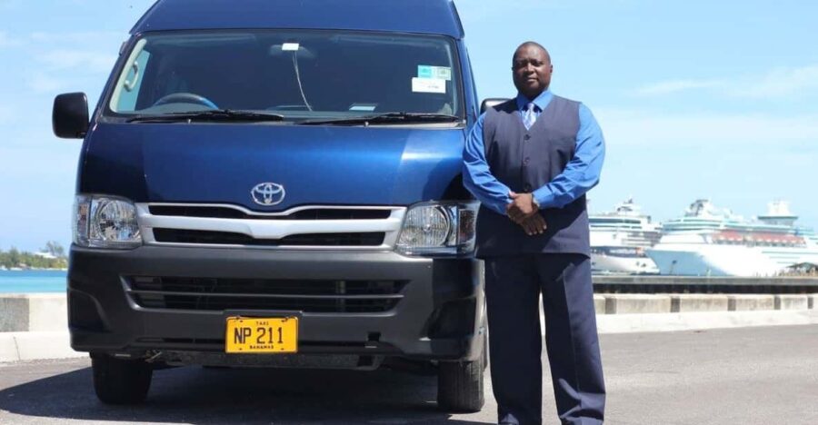 Breezes: To Nassau Airport