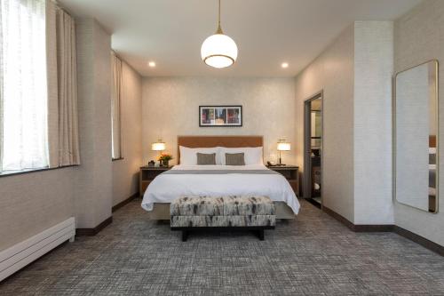 Broadway Plaza Hotel - Hotel Overview