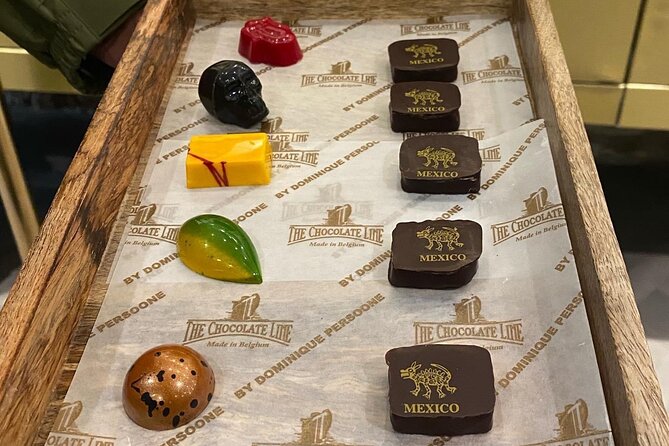 Bruges Private Chocolate Tour With Local Guide - Tour Overview and Details