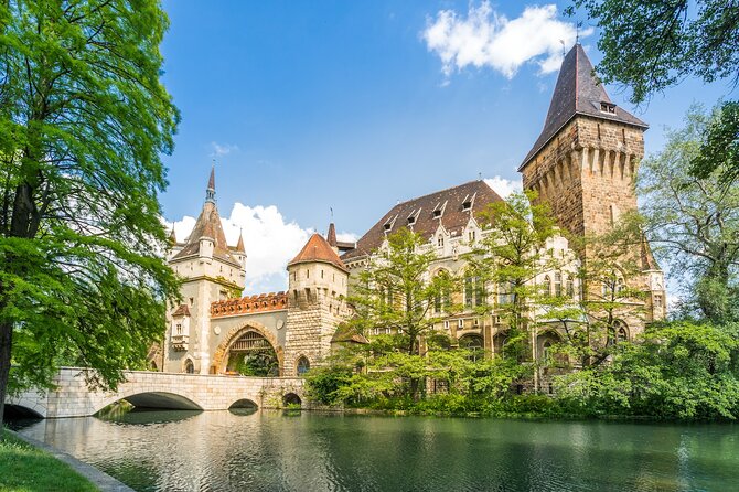 Budapest: City Park Self-Guided Walking Tour