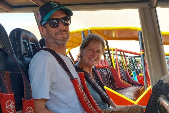 Buggy & Sandboarding in Huacachina
