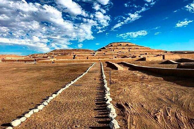 Cahuachi Pyramids Tour and Artisanal Workshop in Nazca