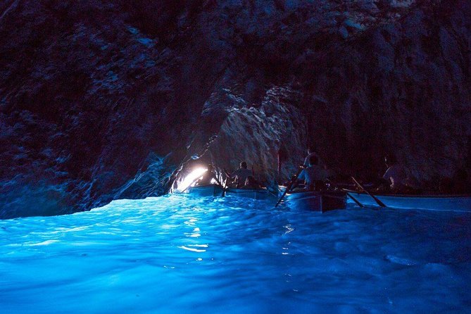 Capri – Select Boat Tour With Blue Grotto From Sorrento