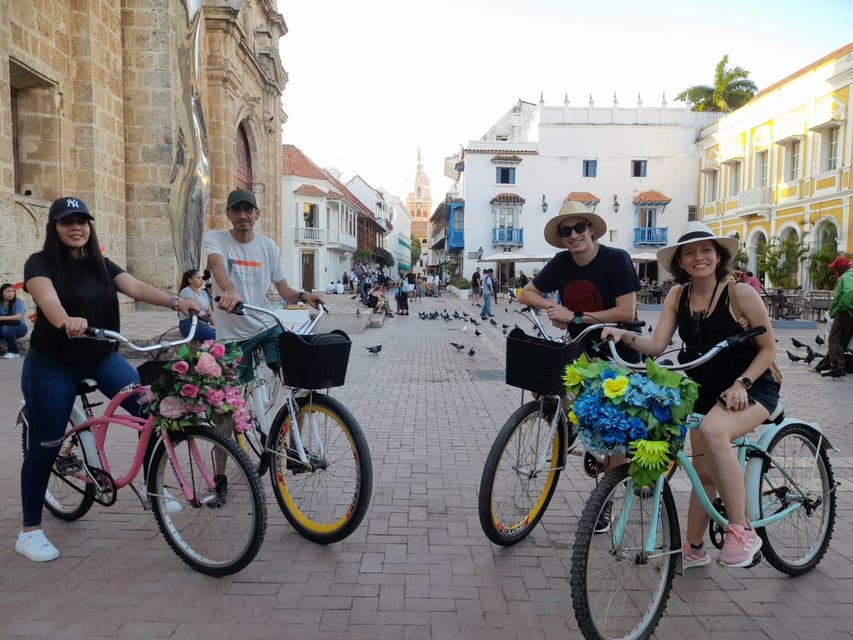 Cartagena: Historical, Cultural and Graffity Bike Tour