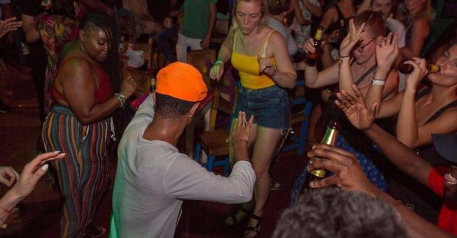 Cartagena: Salsa Dancing Tour at Famous Local Bars - Tour Overview