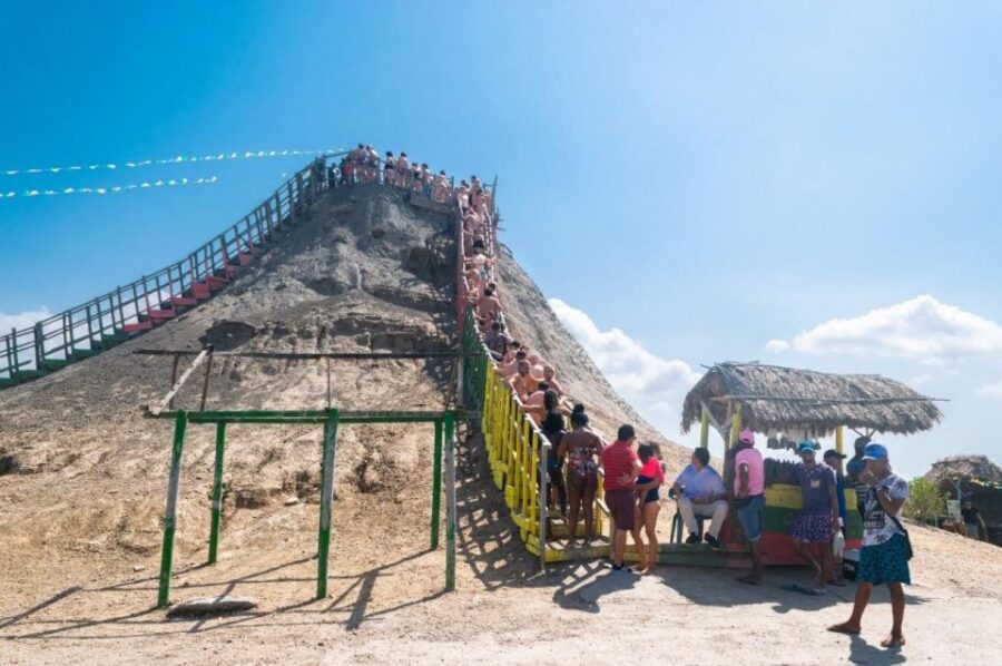 Cartagena: Totumo Volcano Bilingual Guide and Lunch - Tour Overview and Pricing