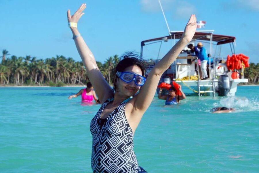 Catalina Island Snorkeling Dominican Republic
