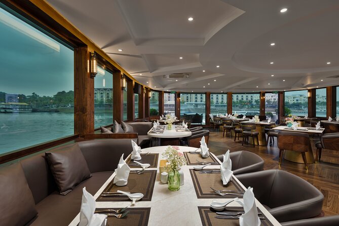 Catamaran Cruise - Most Luxury Day Trip in Halong & Lan Ha Bay