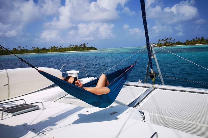Catamaran in San Blas Islands - Transportation and Entry Fees