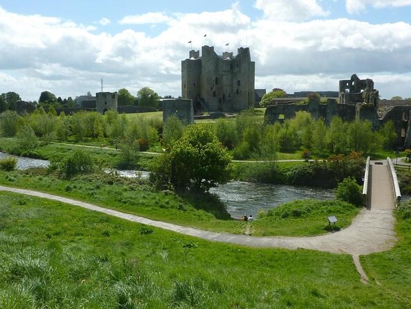 Celtic Day Trip From Dublin With Spanish-Speaking Guide - Itinerary Highlights