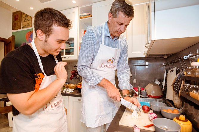 Cesarine: Home Cooking Class & Meal With a Local in Catania