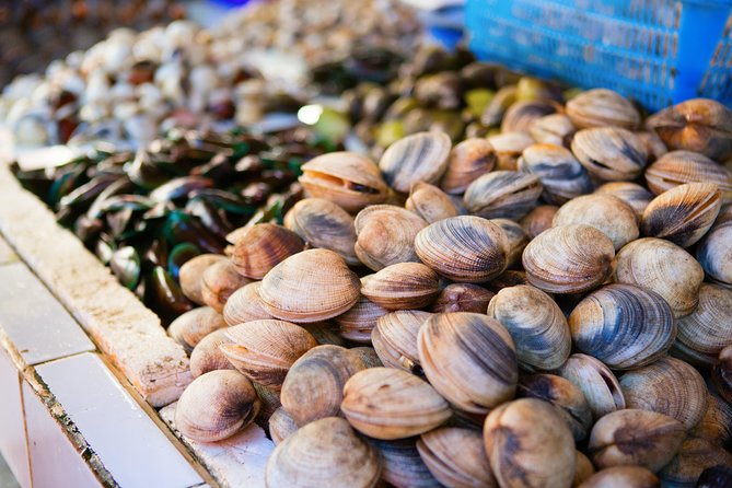Cesarine: Market Tour & Home Cooking Class in Palermo