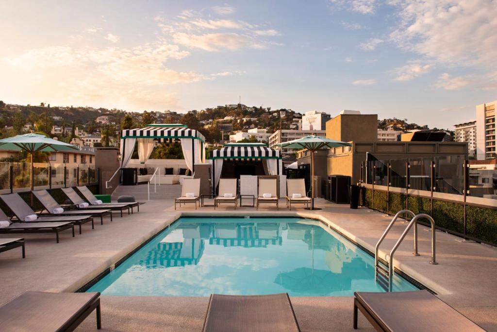 Chamberlain West Hollywood - Location and Surrounding Attractions