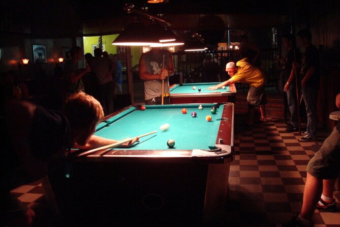 Charleston Bar Hunt: Charleston Chase Bar Crawl
