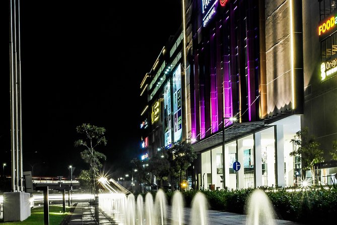 Chauffeur: Kuala Lumpur to Johor Bahru Transfer [Car] - Amenities Included