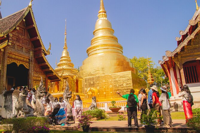 Chiang Mai Old City & Temples Guided Walking Tour – 3 Hrs
