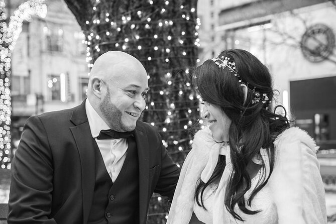 Chicago Elopement With City Landmark Photoshoot & Private Driver - Elopement Package Details