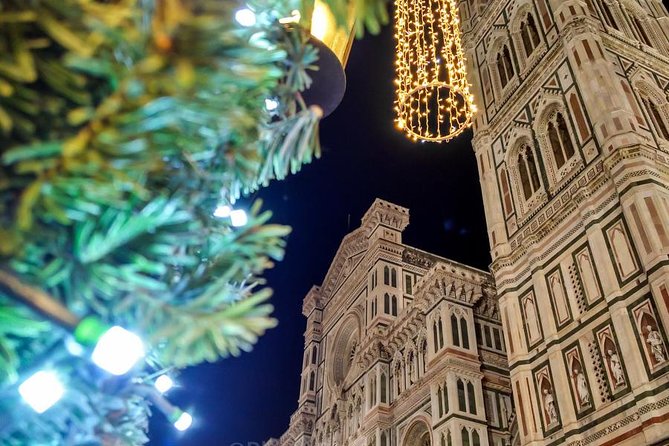 Christmas Lights Private Photo Tour in Florence
