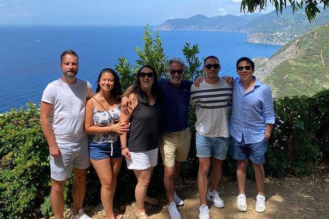 Cinque Terre Tour by Shuttle From Lucca, Pisa or La Spezia Port