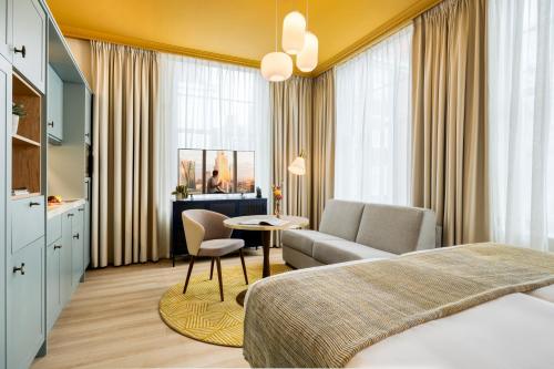 Citadines Canal Amsterdam - Overview and Location