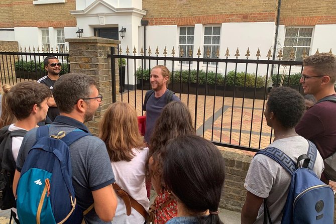 City of London: Tales and Legends of the Historic Center - Unraveling the Citys Origin