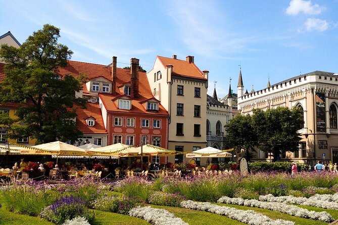 CITY QUEST Riga: Unlock the Mysteries of This City! - Meeting Point
