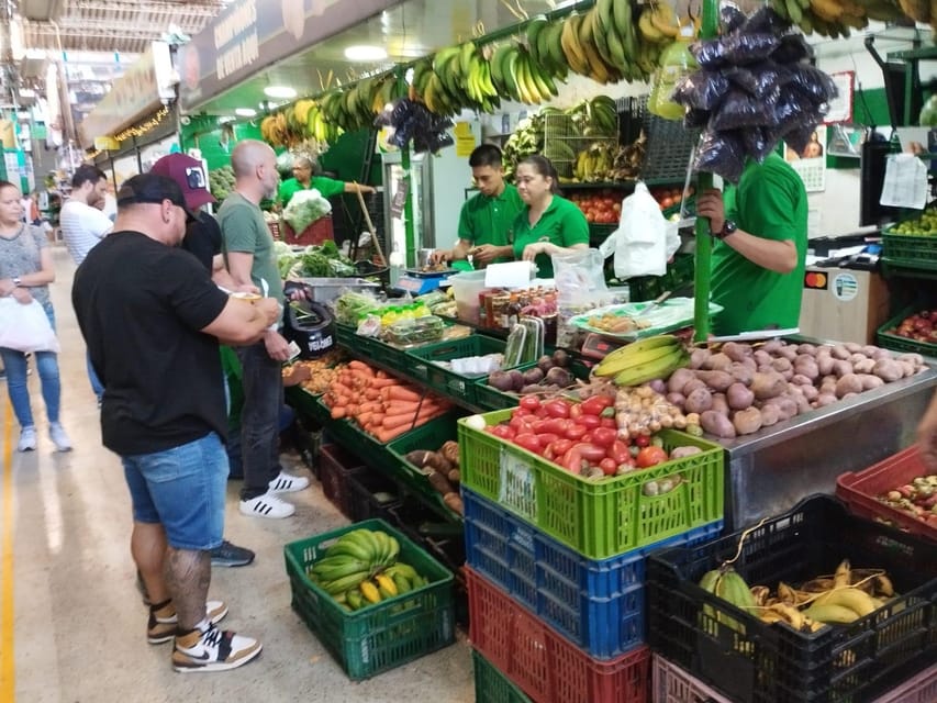 City Tour and Fruit Tasting
