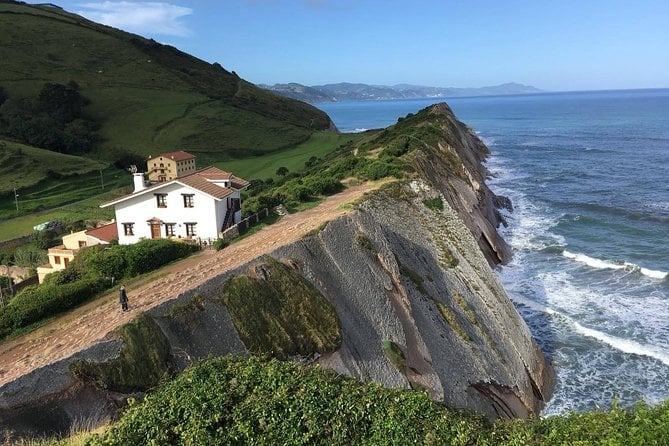 CLIFFS, GRILLED FISH and TXAKOLI WINE - Private Gastronomic Adventure - Inclusions