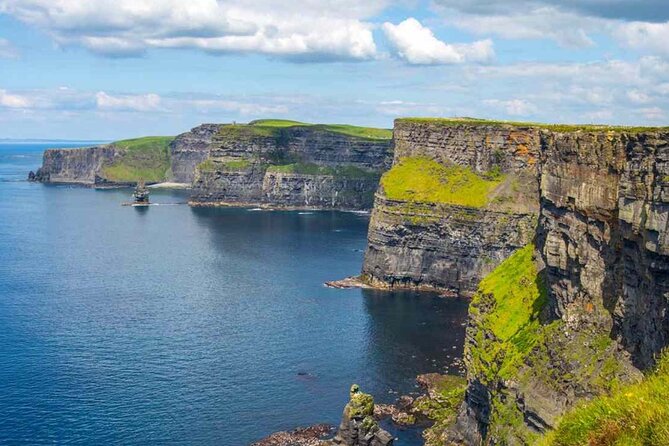 Cliffs of Moher, Burren and Bunratty With Private Chauffeur Tour