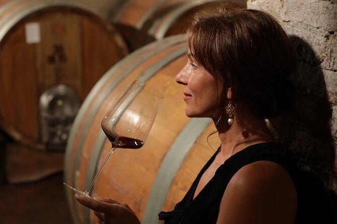 Club Brunello Private Tasting With Lunch in a Castle Winery