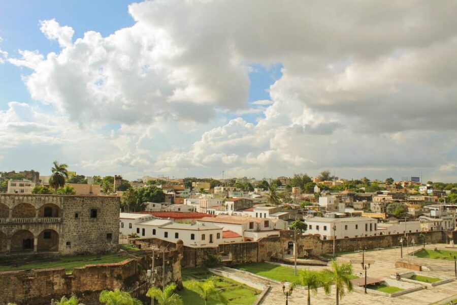 Colonial Santo Domingo and Hidden Natural Beauties City Tour